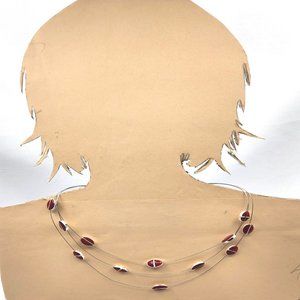 Silver and Red Resin Three Strand Nedklace